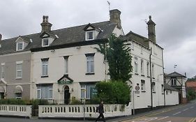 The Hollies Guest House